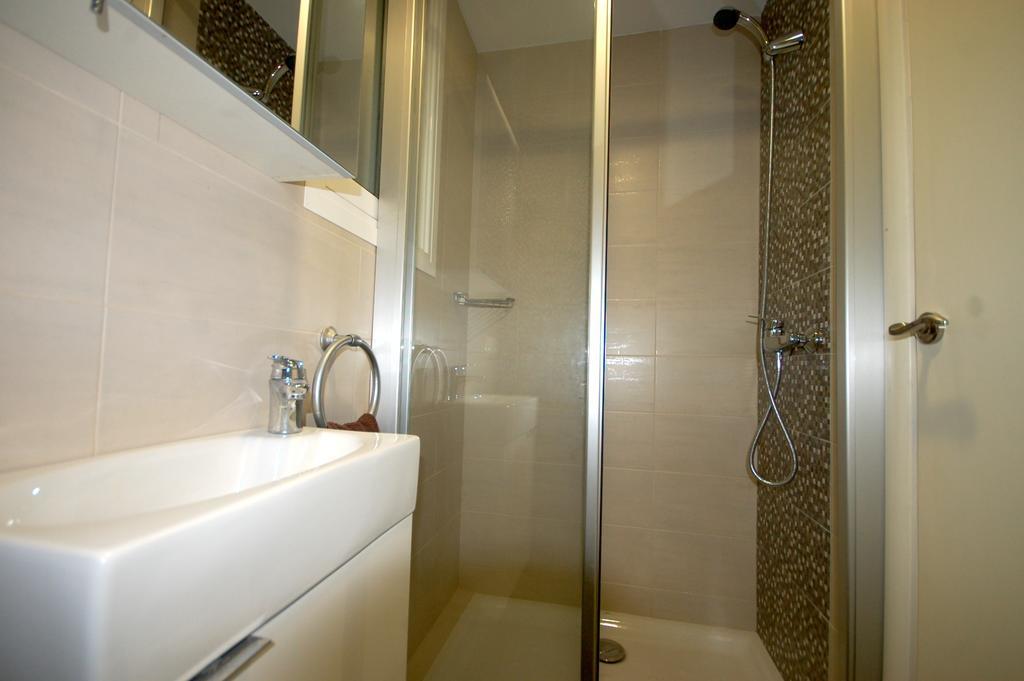 Lets Holidays Centric Apartment In Barcelona Værelse billede